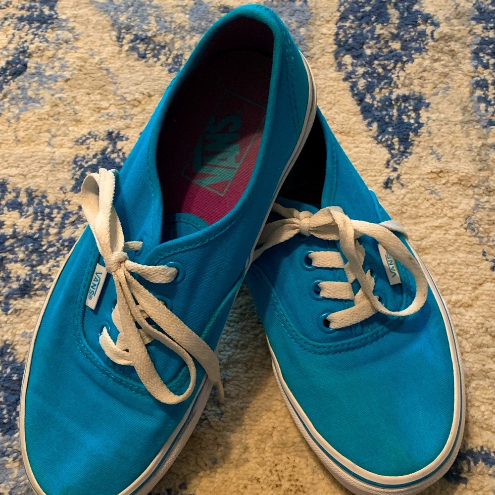 Womens bright blue vans 6.5